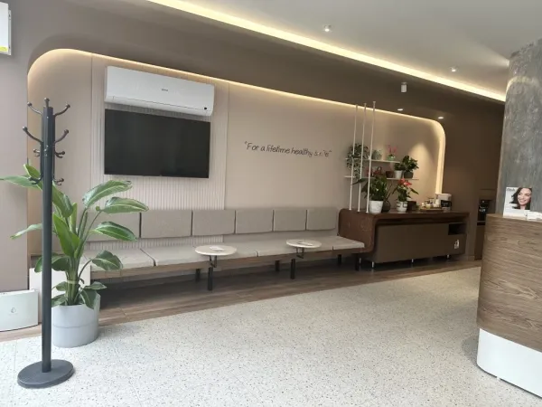 DUODENT kliniği bekleme salonu