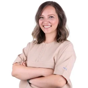 Dr. Dt. Ayşe Saatman Yıldız